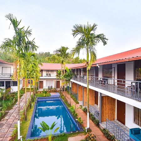 Fabhotel Morjim Bliss - 500M From Morjim Beach Zewnętrze zdjęcie
